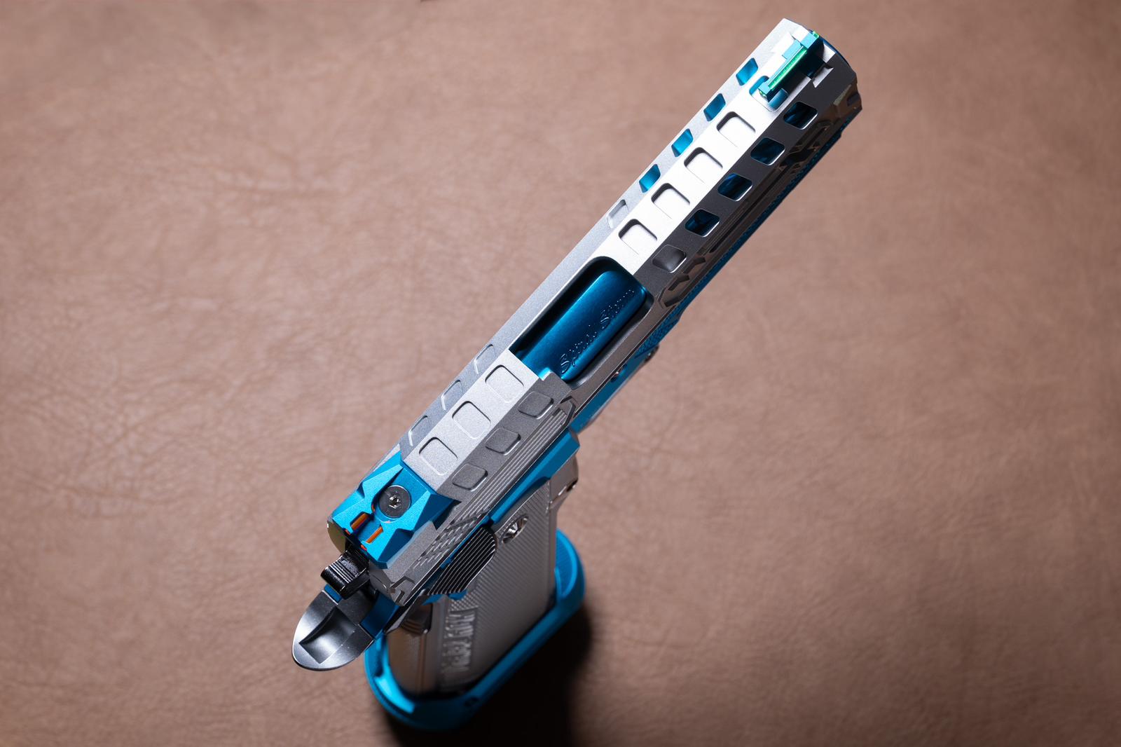 Bang Bang Custom Dr. Black Royal Aluminum Hi-Capa 4.3 GBBP (Sliver Aqua)