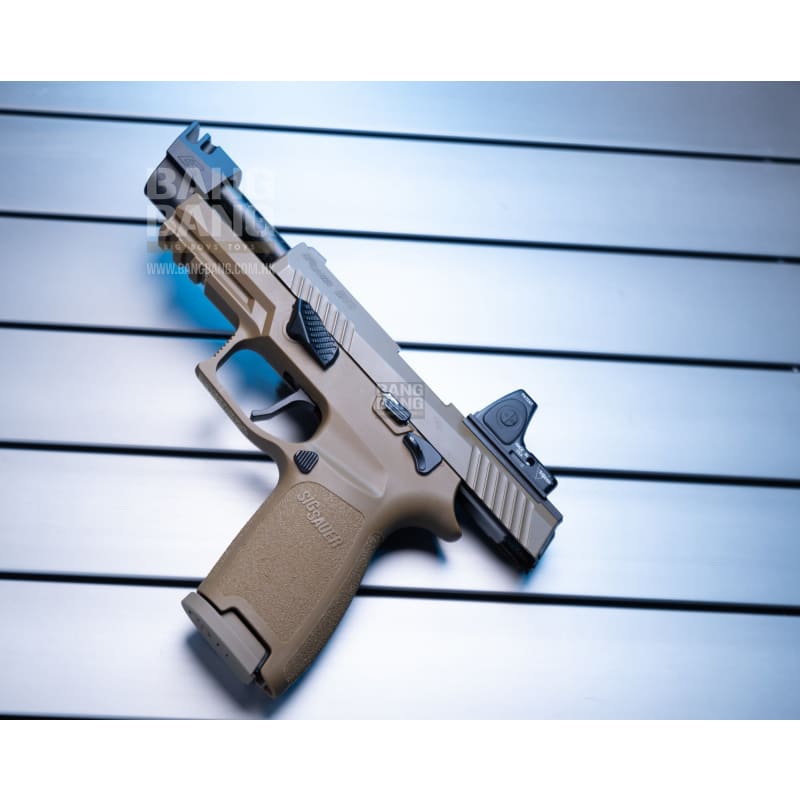 Bang bang custom sig air p320 m18 with ac style compensator